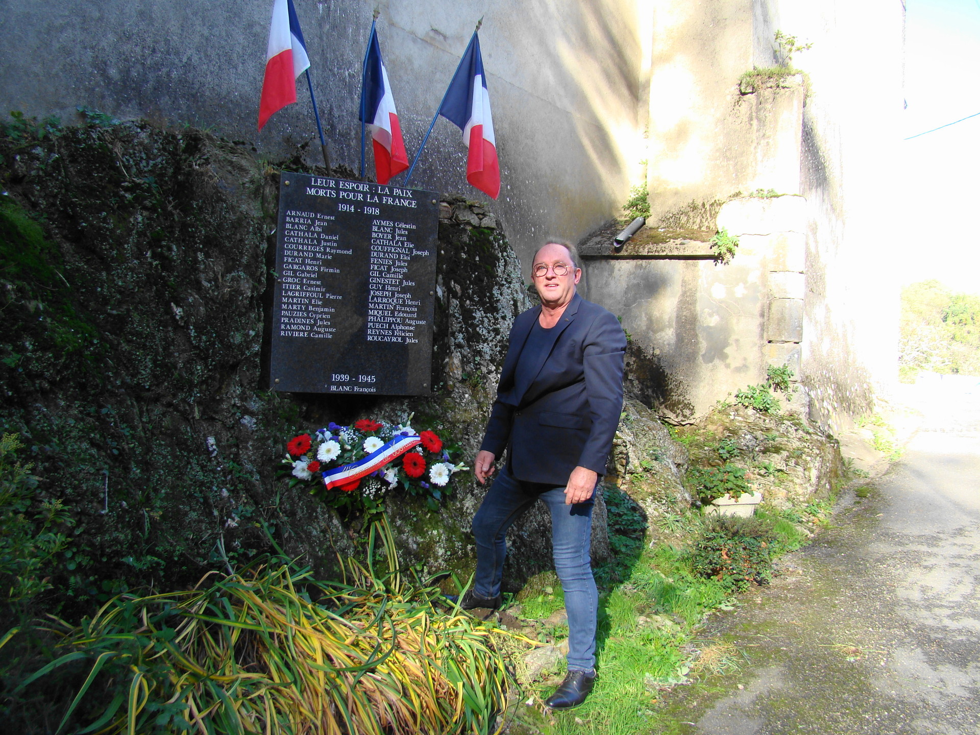 11 Novembre : Hommage Aux Morts Pour La France